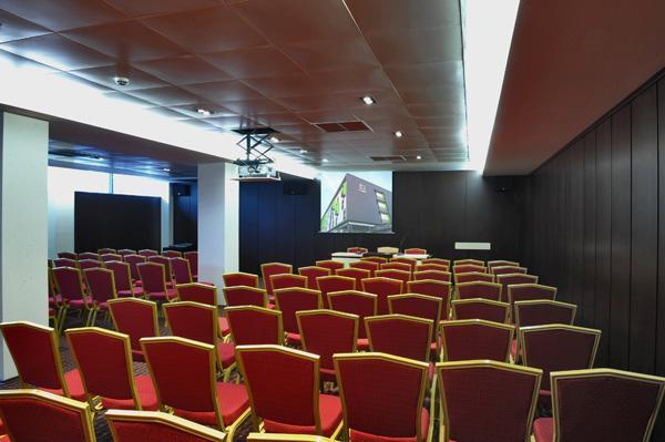 Hotel Cubix Μπρασόβ Εξωτερικό φωτογραφία